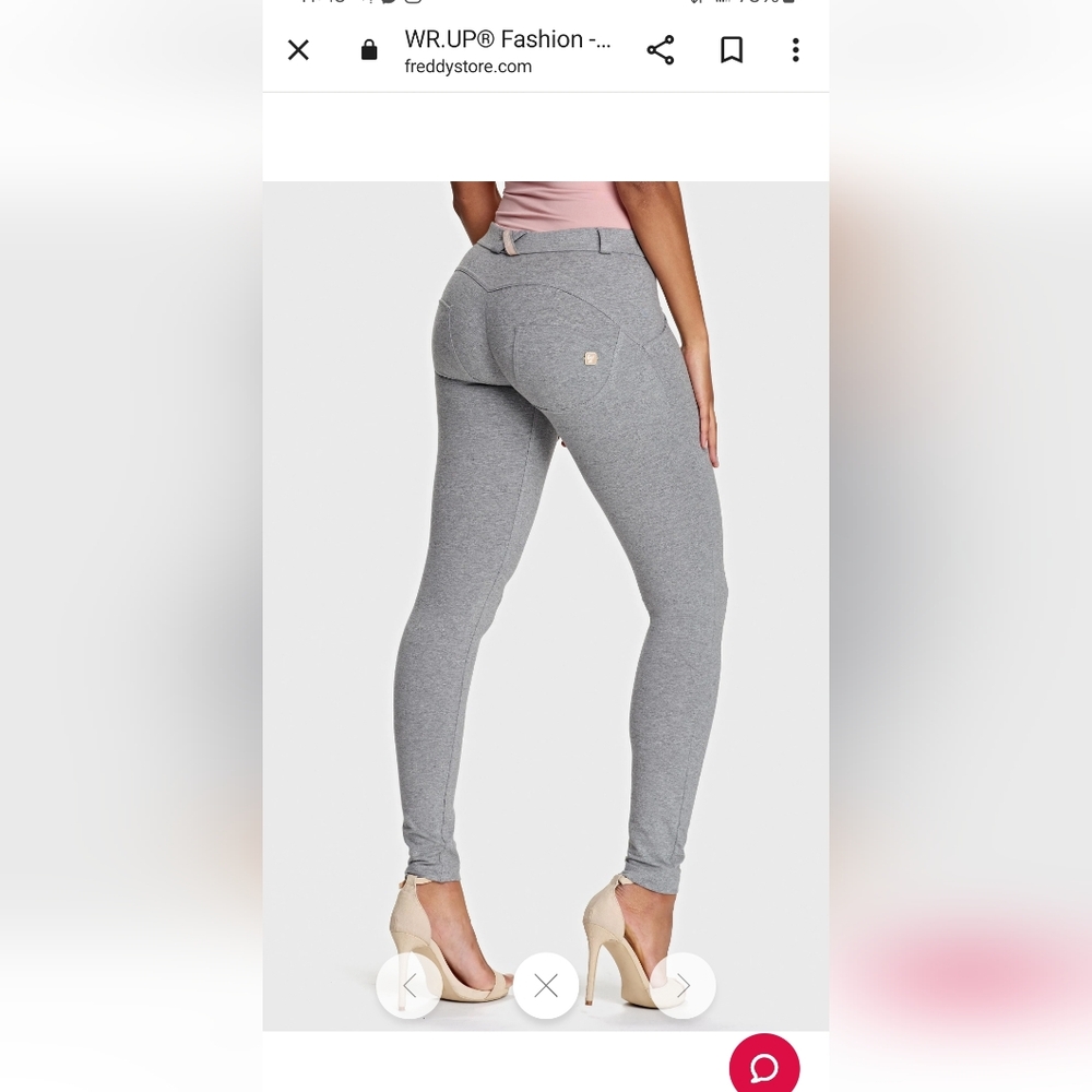 Freddy WR. Up booty shaping leggings size extra small